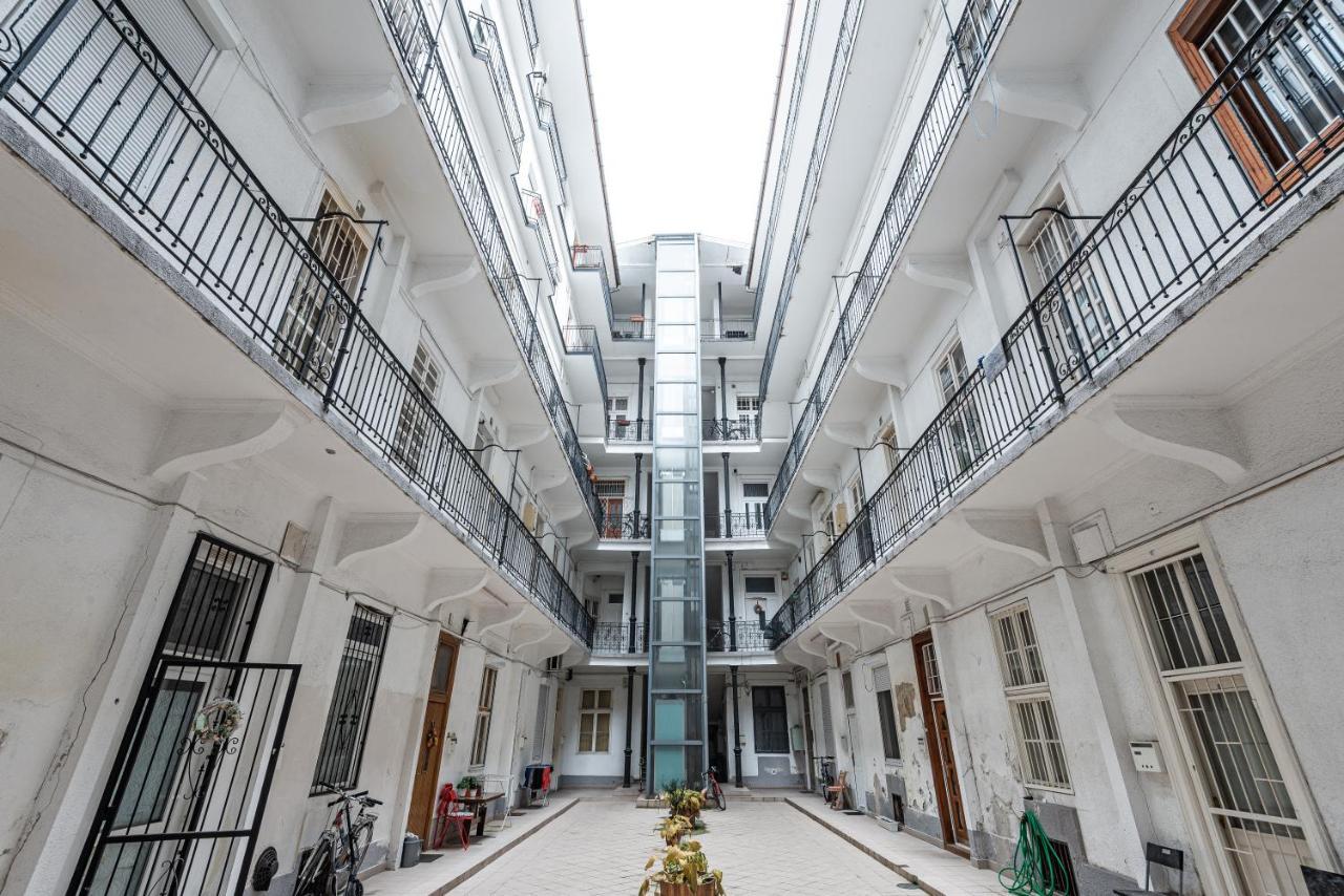 Inside Edge Apartment Budapest Exterior foto